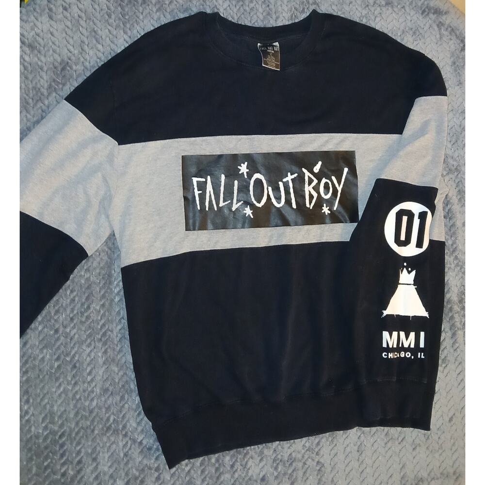 Fall Out Boy T Shirt Mens XL Manhead Chicago Long Sleeve Pop Punk Band Black Emo